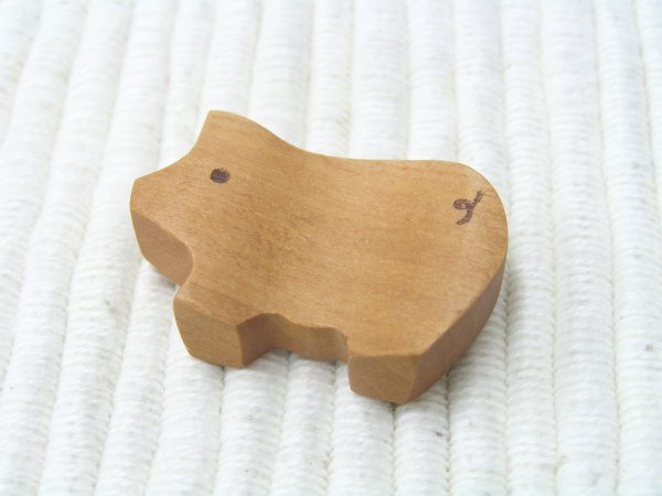 画像2: ブタの箸おき サオ材 (2)